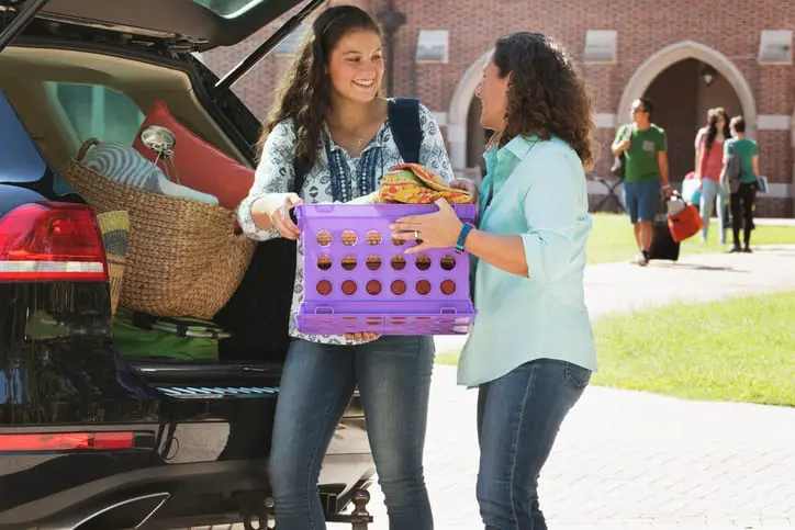 3 Things No College Student Should Forget to Pack