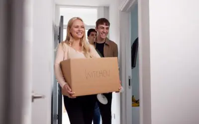 Moving for College Students: 4 Moving Hacks For Fall 2022